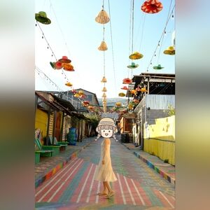 Elegant Cream Lace Dress